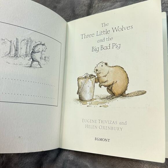 The Three Little Wolves and the Big Bad Pig  Egmont Book Trivizas Oxenbury - Picture 4 of 12